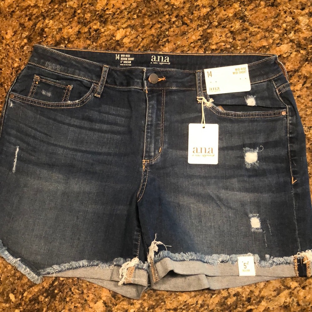 a.n.a. Distressed Denim Jean Shorts NEW